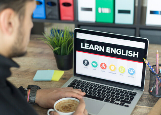 What to Expect from an English Course in Singapore Designed for Adults